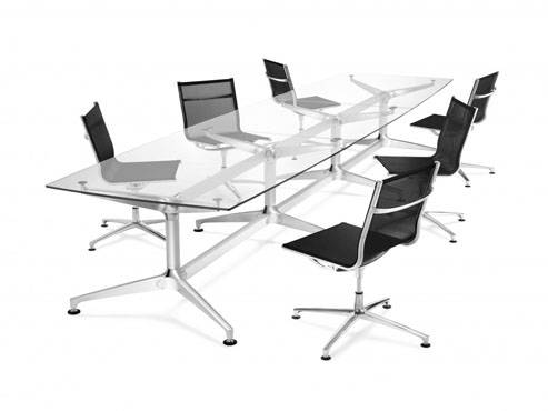 Manažerský skleněný stůl